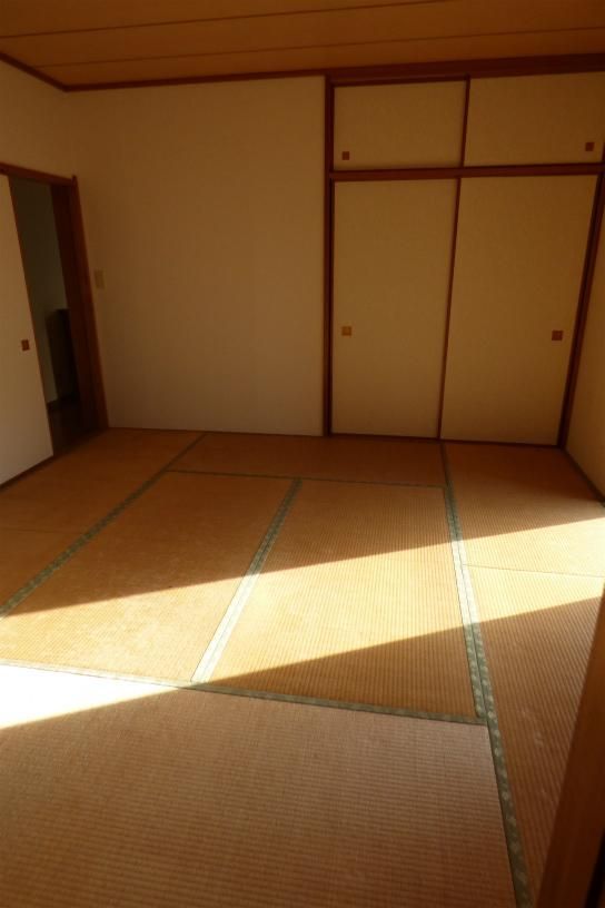 �y�����E���r���O�z�@