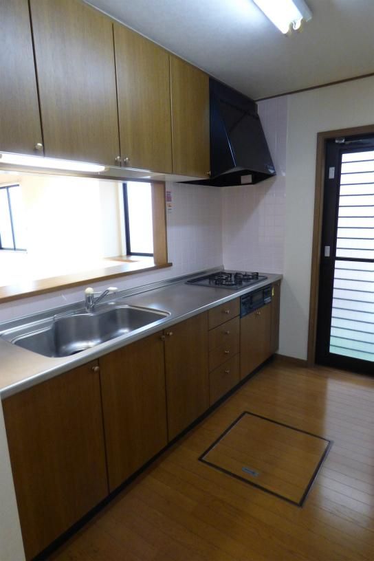 �y�L�b�`���z�@