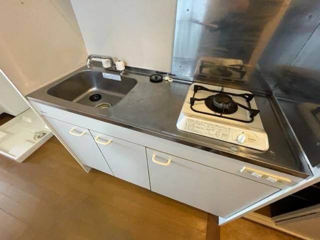 �y�L�b�`���z�@