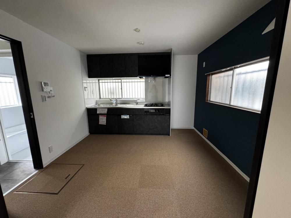 �y�L�b�`���z�@