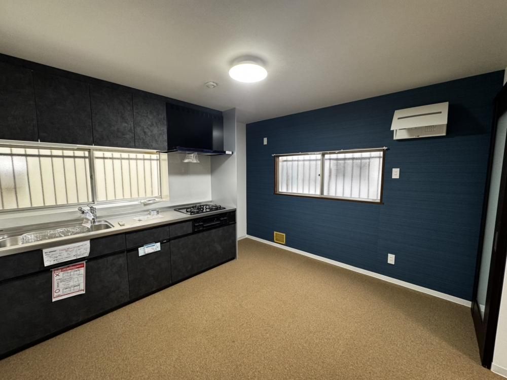 �y�L�b�`���z�@