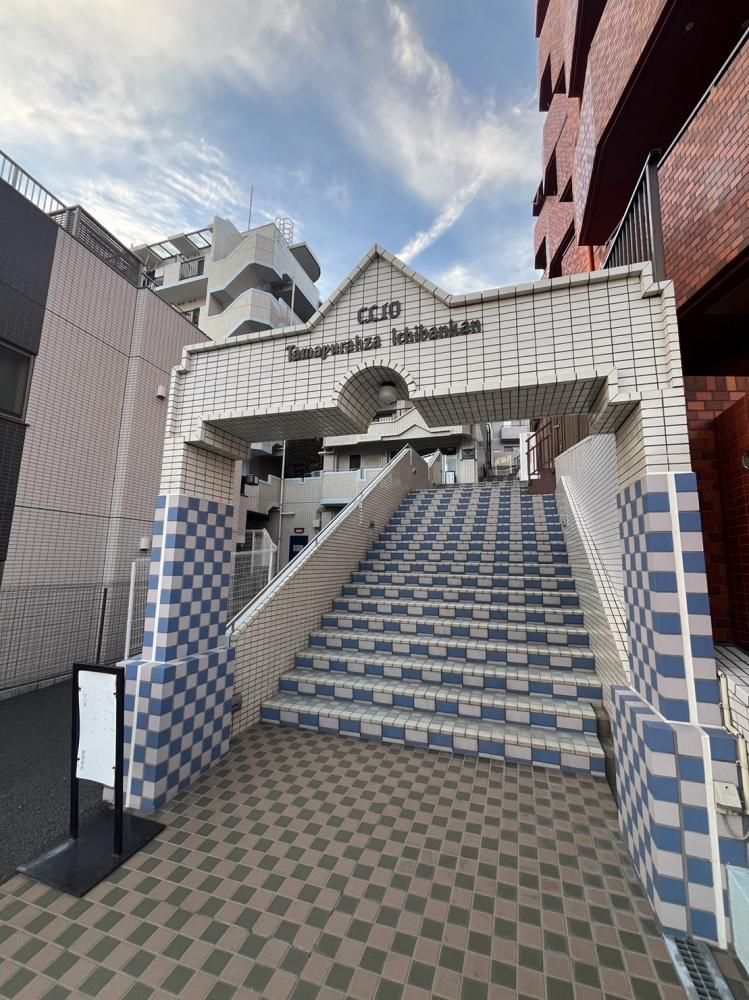 �y�G���g�����X�z�@