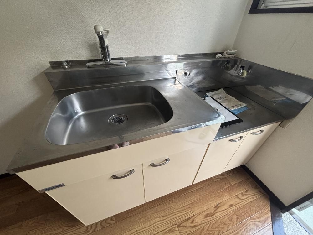 �y�L�b�`���z�@