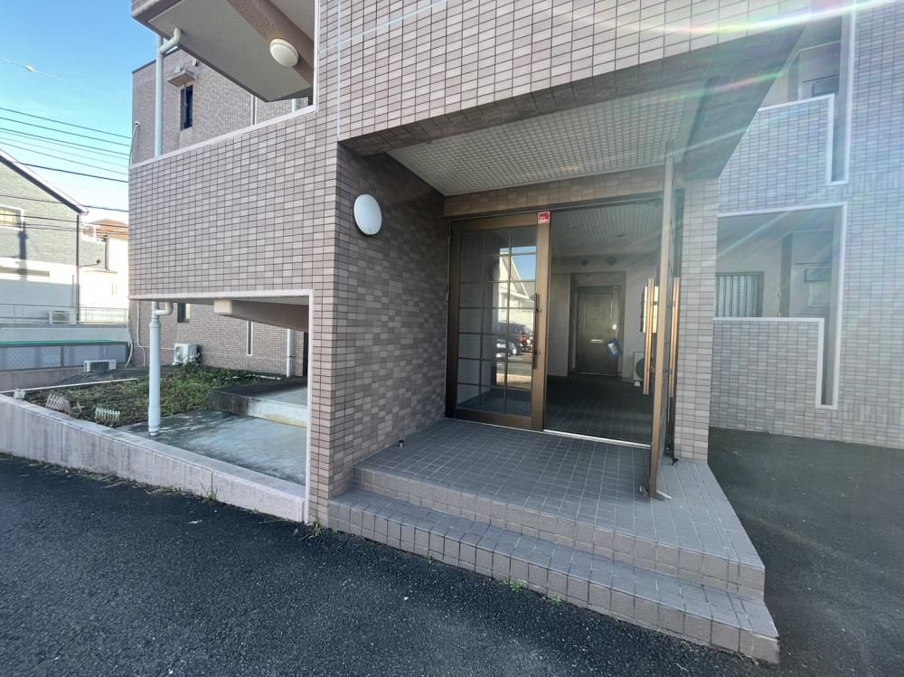 �y�G���g�����X�z�@