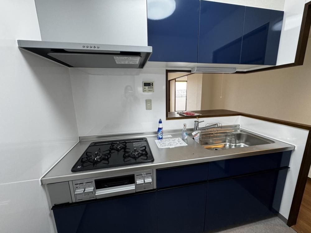 �y�L�b�`���z�@