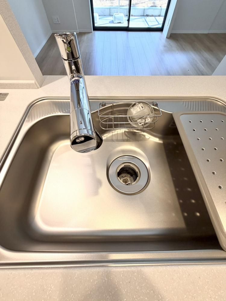 �y���̑��ݔ��z�@