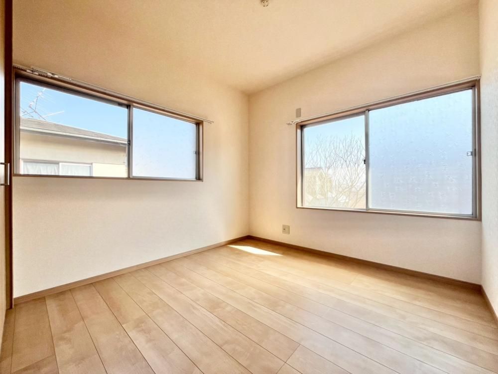 �y���̑������E�X�y�[�X�z�@