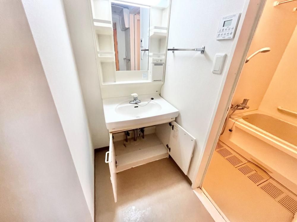 �y���ʏ��z�@