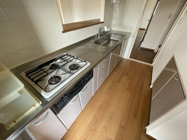 �y�L�b�`���z�@