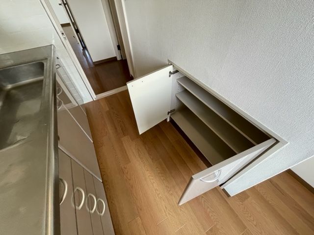 �y���̑��ݔ��z�@