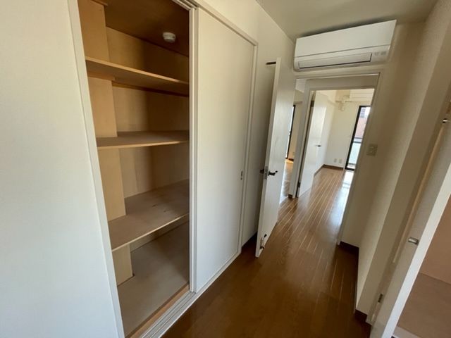 �y���̑��ݔ��z�@